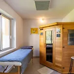 Piscine Et Jacuzzi Interieurs