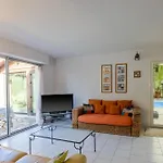 Piscine Et Jacuzzi Interieurs Villa *