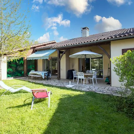 Piscine Et Jacuzzi Interieurs ヴィラ *