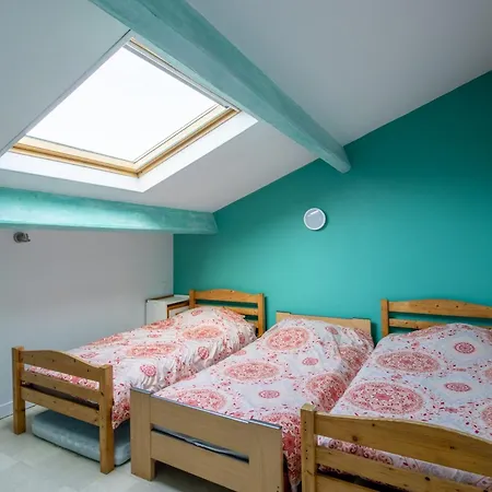 Villa Piscine Et Jacuzzi Intérieurs Cherveix-Cubas